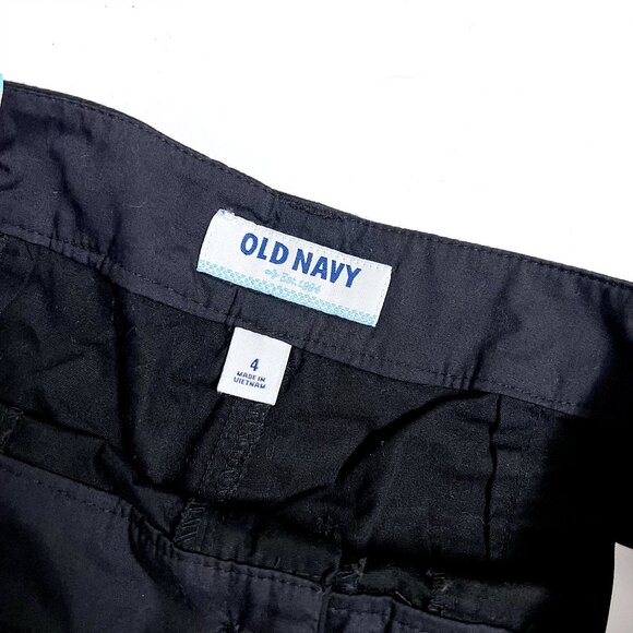 Old Navy Black Bermuda Shorts (size 4) - Picture 3 of 5